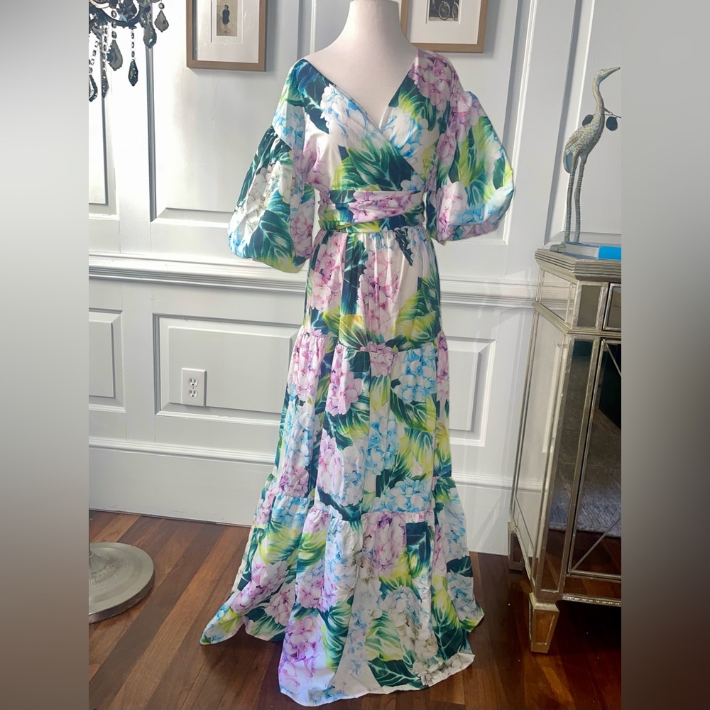 Women’s dress, l’atiste by Amy, S, fits from XS-L, versatile long, pastel color